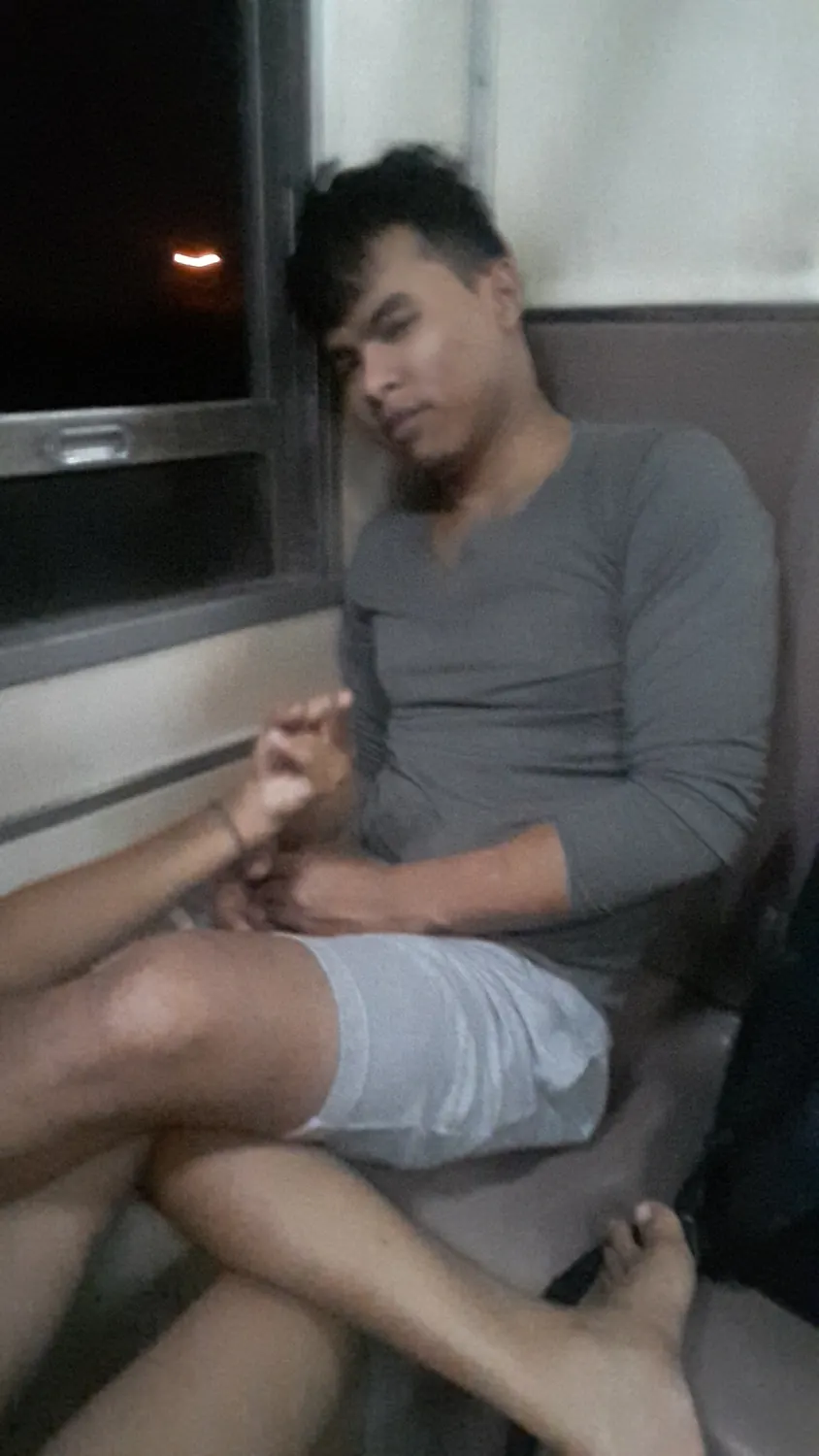 อาร์มช่วงนั่งรถไฟเข้ามาหางาน